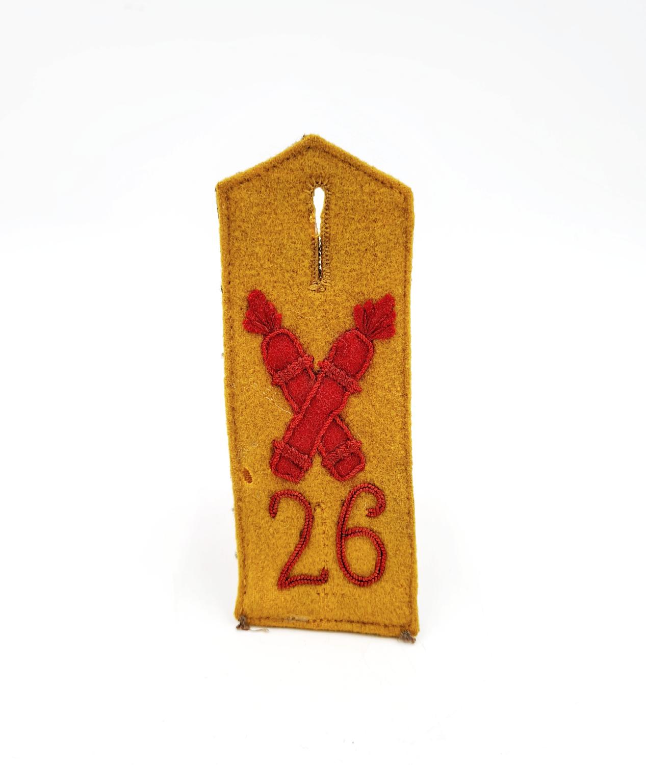 militaria : Patte d'épaule M.15 Fußartillerie Regiment Nr.26