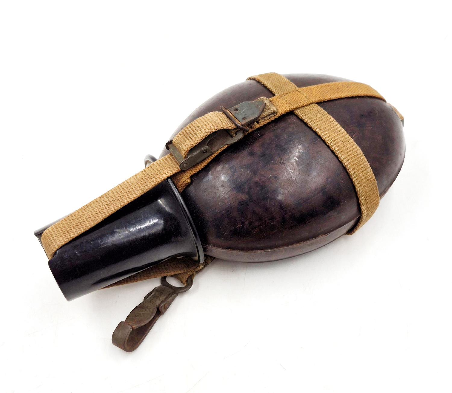 militaria : Gourde coco 1943 compléte