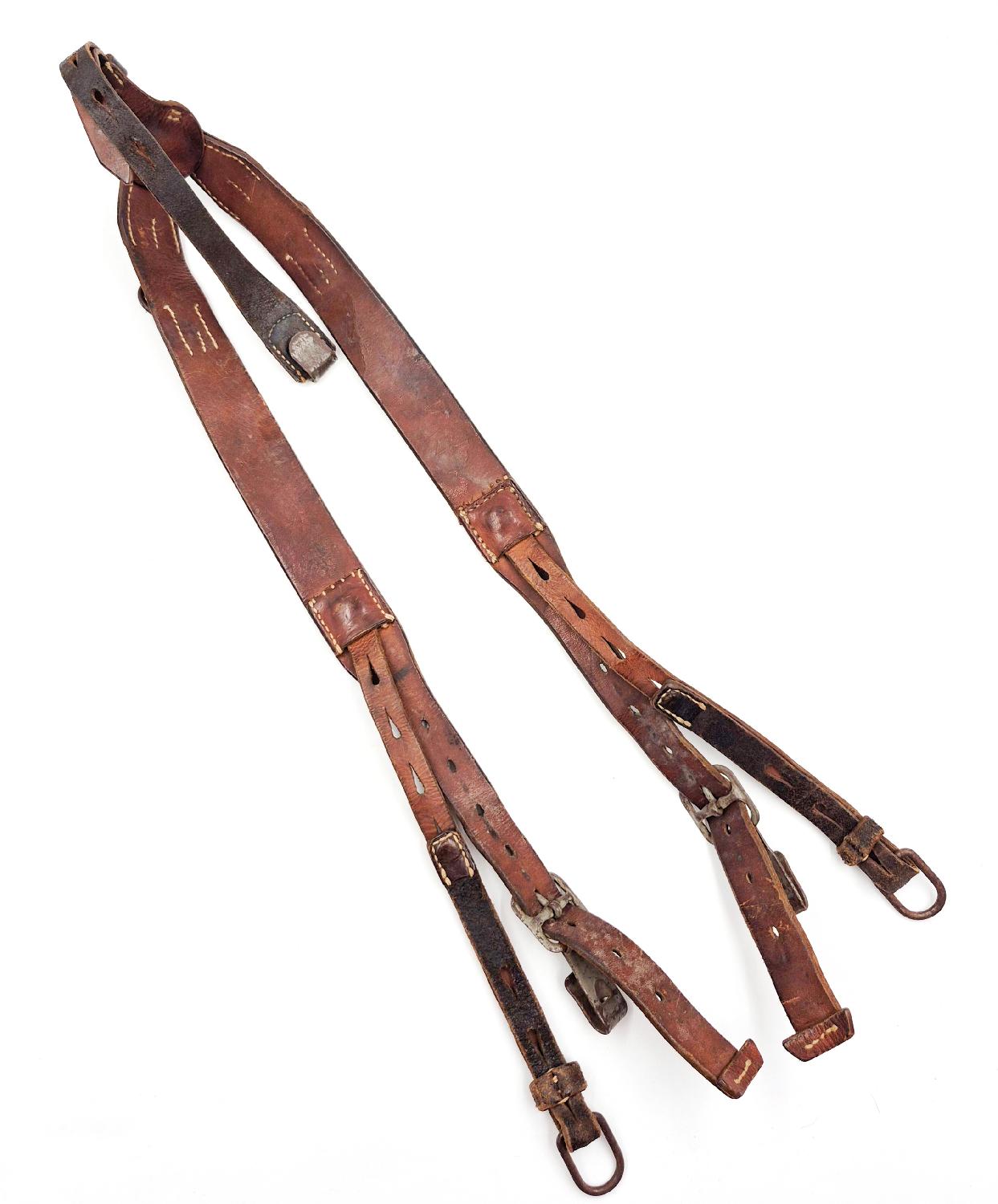 militaria : Brelage allemand WW2 lourd 