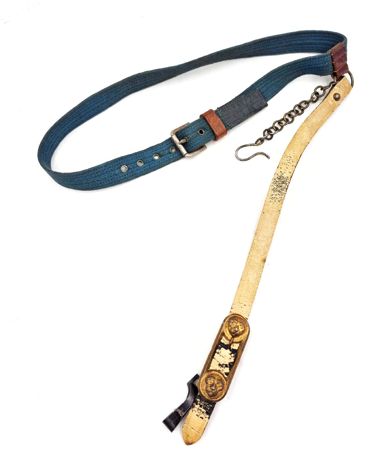 militaria : Ceinturon et bélière porte sabre officier allemand WWI