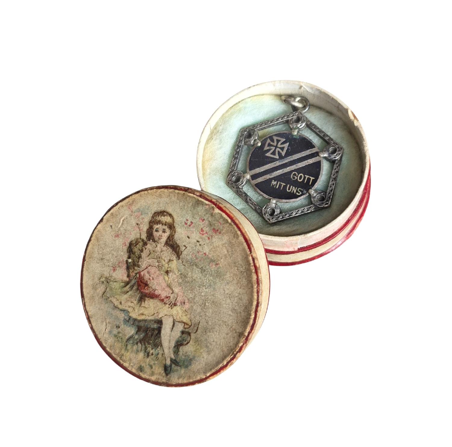 militaria : Pendentif patriotique allemand WWI